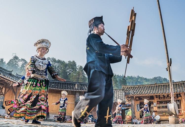 張家界風(fēng)景正好，而您剛好有空
